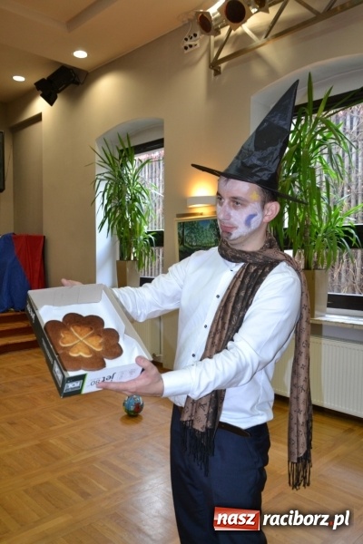 Zdjęcie w galerii na portalu naszraciborz.pl: Święto pieczonego ciasteczka – spotkanie integracyjne dzieci dzieciom wiadomości z regionu