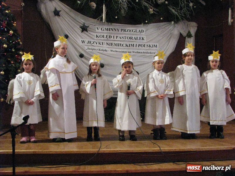 Zdjęcie w galerii na portalu naszraciborz.pl: Kolędowanie w Tworkowie wiadomości z regionu