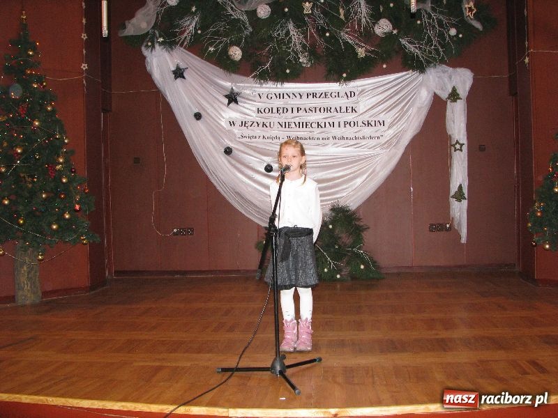 Zdjęcie w galerii na portalu naszraciborz.pl: Kolędowanie w Tworkowie wiadomości z regionu