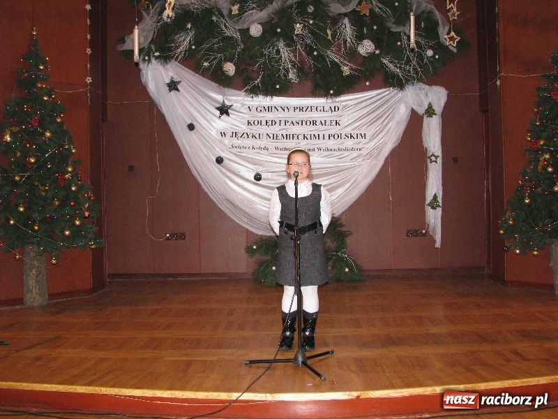 Zdjęcie w galerii na portalu naszraciborz.pl: Kolędowanie w Tworkowie wiadomości z regionu