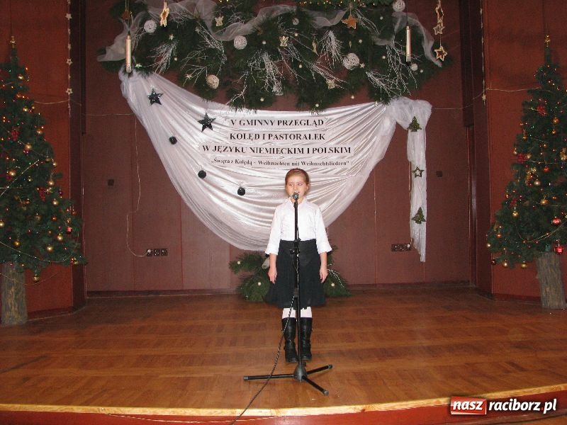 Zdjęcie w galerii na portalu naszraciborz.pl: Kolędowanie w Tworkowie wiadomości z regionu