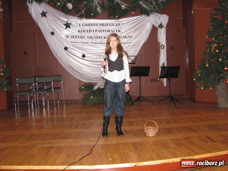 Zdjęcie w galerii na portalu naszraciborz.pl: Kolędowanie w Tworkowie wiadomości z regionu