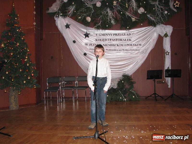 Zdjęcie w galerii na portalu naszraciborz.pl: Kolędowanie w Tworkowie wiadomości z regionu