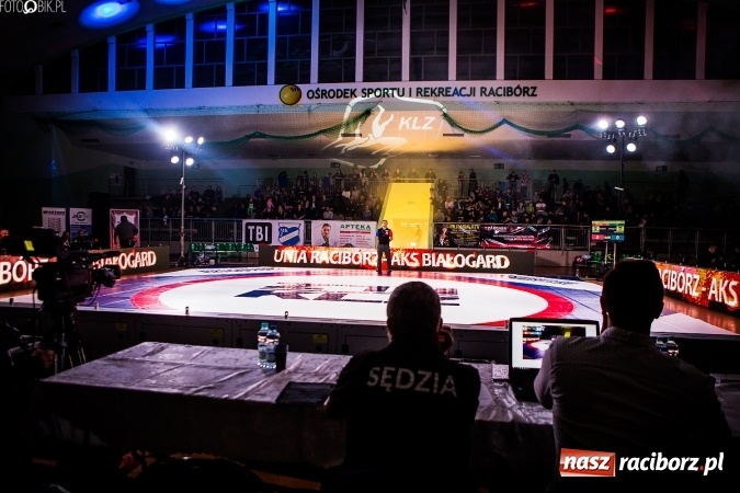 Zdjęcie w galerii na portalu naszraciborz.pl: Krajowa Liga Zapaśnicza: Trzecia wygrana MKZ Unii Racibórz wiadomości z regionu