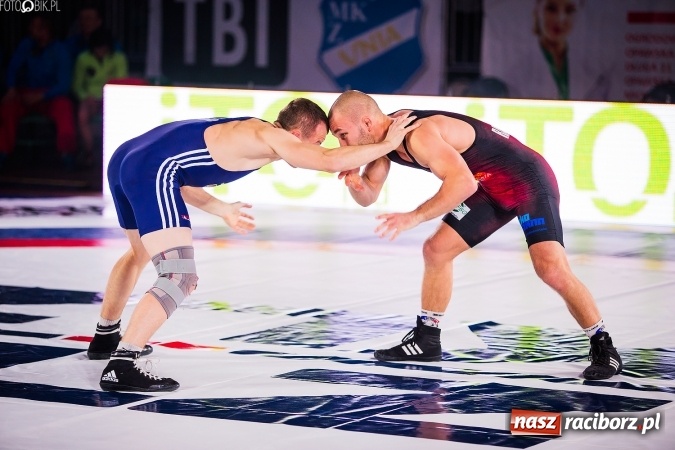 Zdjęcie w galerii na portalu naszraciborz.pl: Krajowa Liga Zapaśnicza: Trzecia wygrana MKZ Unii Racibórz wiadomości z regionu