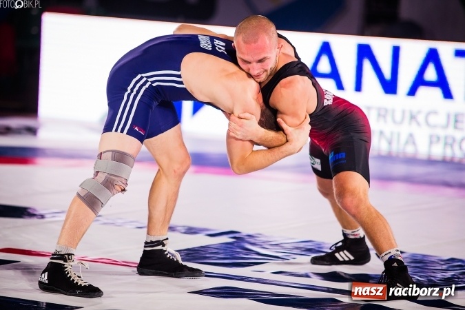 Zdjęcie w galerii na portalu naszraciborz.pl: Krajowa Liga Zapaśnicza: Trzecia wygrana MKZ Unii Racibórz wiadomości z regionu