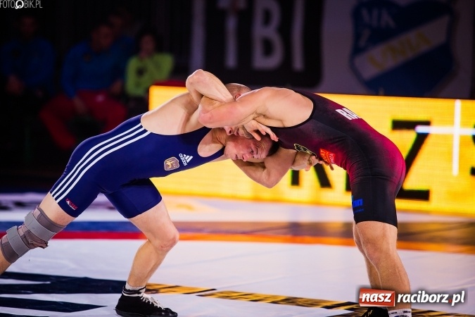 Zdjęcie w galerii na portalu naszraciborz.pl: Krajowa Liga Zapaśnicza: Trzecia wygrana MKZ Unii Racibórz wiadomości z regionu
