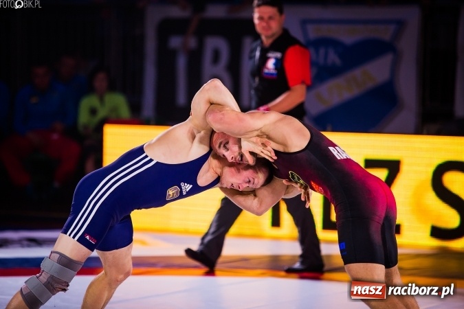 Zdjęcie w galerii na portalu naszraciborz.pl: Krajowa Liga Zapaśnicza: Trzecia wygrana MKZ Unii Racibórz wiadomości z regionu