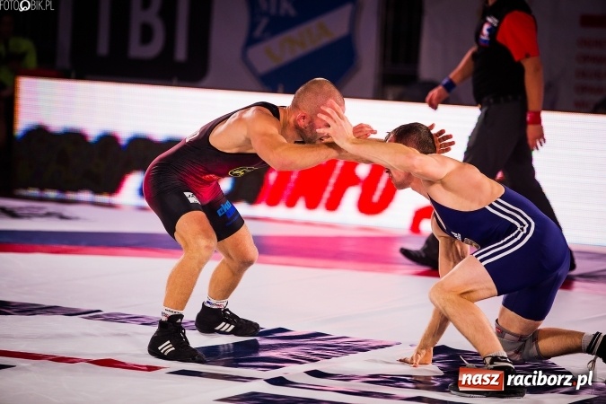 Zdjęcie w galerii na portalu naszraciborz.pl: Krajowa Liga Zapaśnicza: Trzecia wygrana MKZ Unii Racibórz wiadomości z regionu