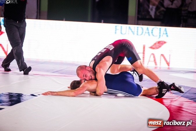 Zdjęcie w galerii na portalu naszraciborz.pl: Krajowa Liga Zapaśnicza: Trzecia wygrana MKZ Unii Racibórz wiadomości z regionu