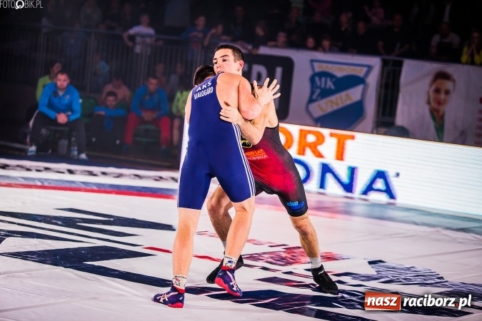 Zdjęcie w galerii na portalu naszraciborz.pl: Krajowa Liga Zapaśnicza: Trzecia wygrana MKZ Unii Racibórz wiadomości z regionu