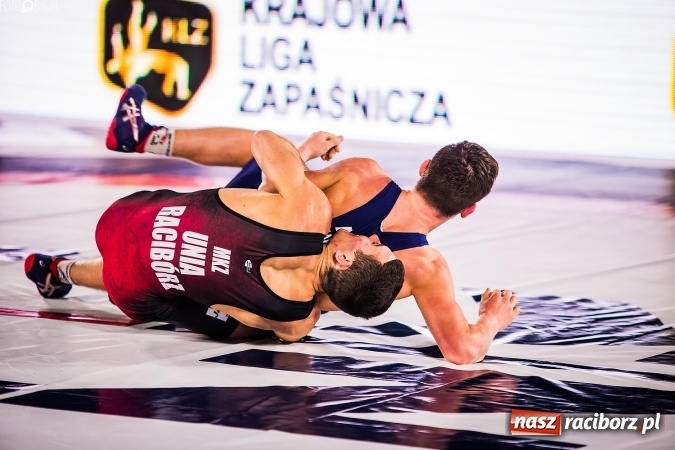 Zdjęcie w galerii na portalu naszraciborz.pl: Krajowa Liga Zapaśnicza: Trzecia wygrana MKZ Unii Racibórz wiadomości z regionu