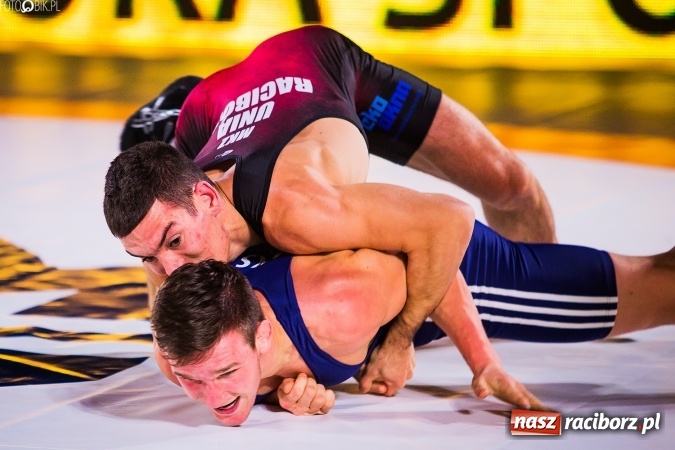 Zdjęcie w galerii na portalu naszraciborz.pl: Krajowa Liga Zapaśnicza: Trzecia wygrana MKZ Unii Racibórz wiadomości z regionu