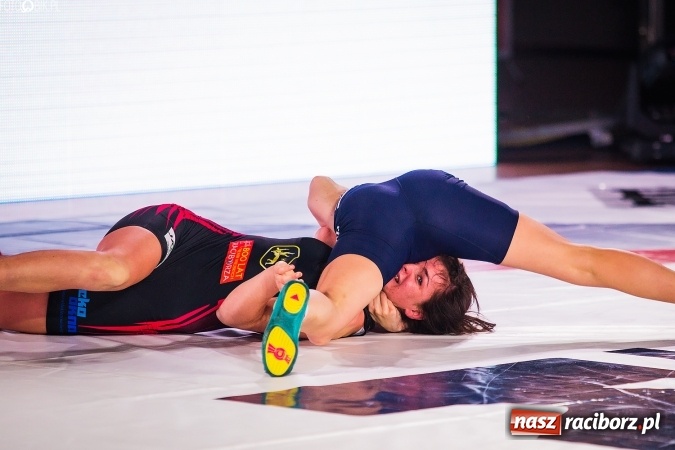 Zdjęcie w galerii na portalu naszraciborz.pl: Krajowa Liga Zapaśnicza: Trzecia wygrana MKZ Unii Racibórz wiadomości z regionu