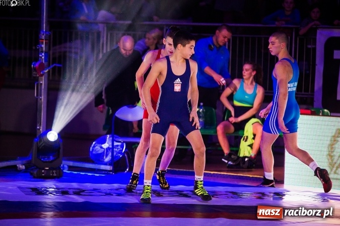 Zdjęcie w galerii na portalu naszraciborz.pl: Krajowa Liga Zapaśnicza: Trzecia wygrana MKZ Unii Racibórz wiadomości z regionu