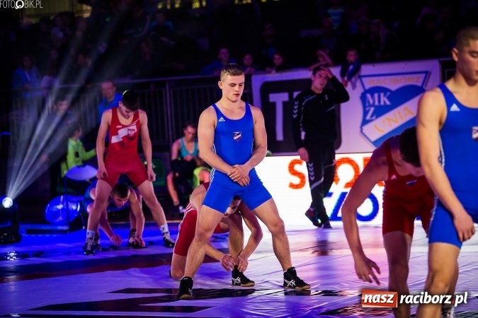 Zdjęcie w galerii na portalu naszraciborz.pl: Krajowa Liga Zapaśnicza: Trzecia wygrana MKZ Unii Racibórz wiadomości z regionu