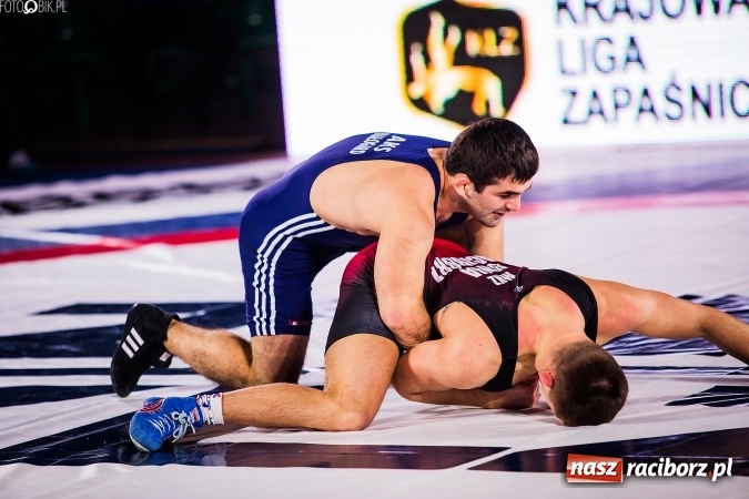Zdjęcie w galerii na portalu naszraciborz.pl: Krajowa Liga Zapaśnicza: Trzecia wygrana MKZ Unii Racibórz wiadomości z regionu