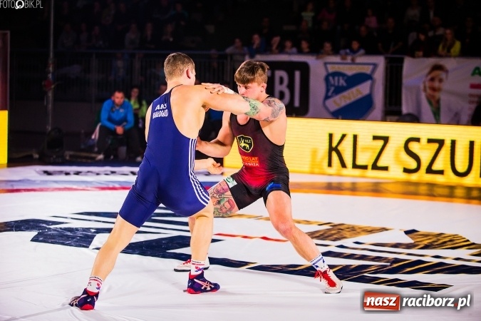 Zdjęcie w galerii na portalu naszraciborz.pl: Krajowa Liga Zapaśnicza: Trzecia wygrana MKZ Unii Racibórz wiadomości z regionu