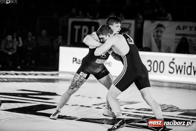 Zdjęcie w galerii na portalu naszraciborz.pl: Krajowa Liga Zapaśnicza: Trzecia wygrana MKZ Unii Racibórz wiadomości z regionu