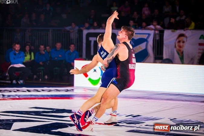 Zdjęcie w galerii na portalu naszraciborz.pl: Krajowa Liga Zapaśnicza: Trzecia wygrana MKZ Unii Racibórz wiadomości z regionu