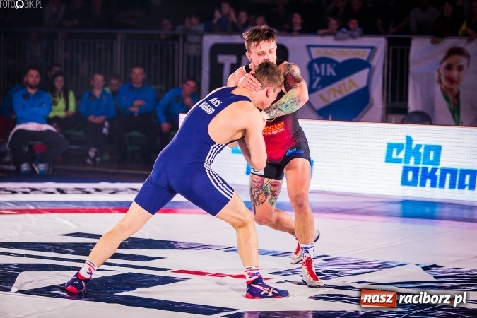 Zdjęcie w galerii na portalu naszraciborz.pl: Krajowa Liga Zapaśnicza: Trzecia wygrana MKZ Unii Racibórz wiadomości z regionu