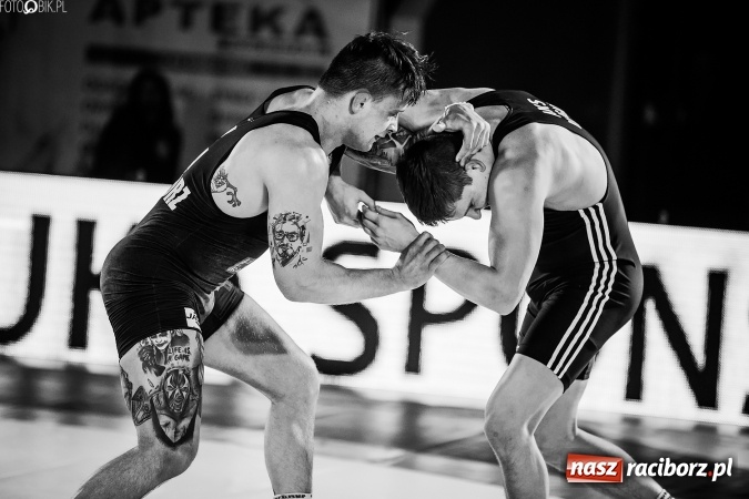 Zdjęcie w galerii na portalu naszraciborz.pl: Krajowa Liga Zapaśnicza: Trzecia wygrana MKZ Unii Racibórz wiadomości z regionu