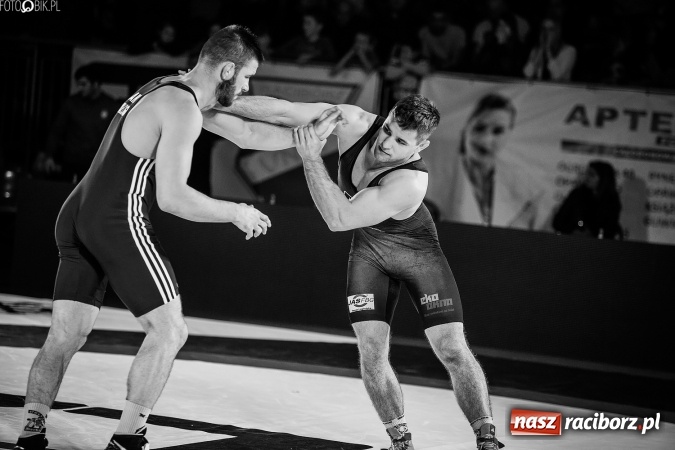 Zdjęcie w galerii na portalu naszraciborz.pl: Krajowa Liga Zapaśnicza: Trzecia wygrana MKZ Unii Racibórz wiadomości z regionu