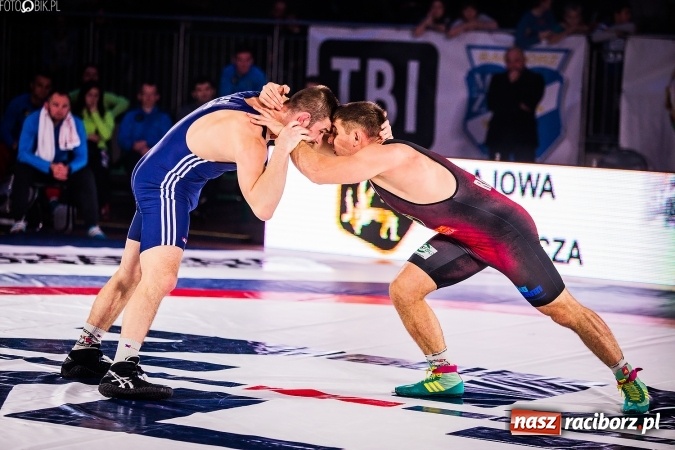 Zdjęcie w galerii na portalu naszraciborz.pl: Krajowa Liga Zapaśnicza: Trzecia wygrana MKZ Unii Racibórz wiadomości z regionu