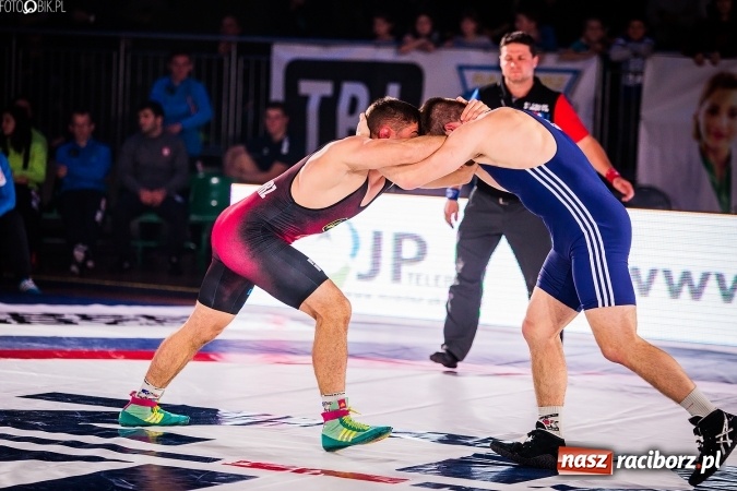 Zdjęcie w galerii na portalu naszraciborz.pl: Krajowa Liga Zapaśnicza: Trzecia wygrana MKZ Unii Racibórz wiadomości z regionu