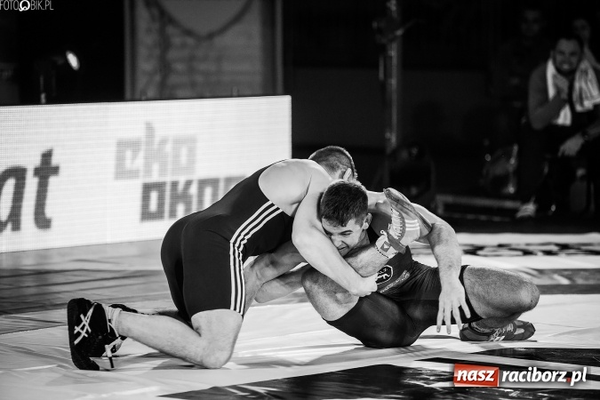 Zdjęcie w galerii na portalu naszraciborz.pl: Krajowa Liga Zapaśnicza: Trzecia wygrana MKZ Unii Racibórz wiadomości z regionu