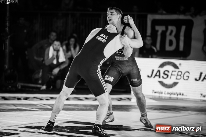 Zdjęcie w galerii na portalu naszraciborz.pl: Krajowa Liga Zapaśnicza: Trzecia wygrana MKZ Unii Racibórz wiadomości z regionu