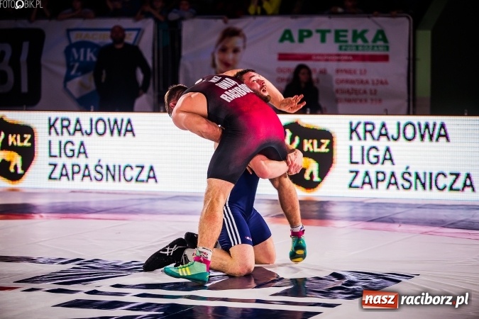 Zdjęcie w galerii na portalu naszraciborz.pl: Krajowa Liga Zapaśnicza: Trzecia wygrana MKZ Unii Racibórz wiadomości z regionu
