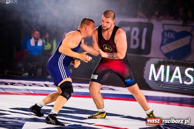 Zdjęcie w galerii na portalu naszraciborz.pl: Krajowa Liga Zapaśnicza: Trzecia wygrana MKZ Unii Racibórz wiadomości z regionu