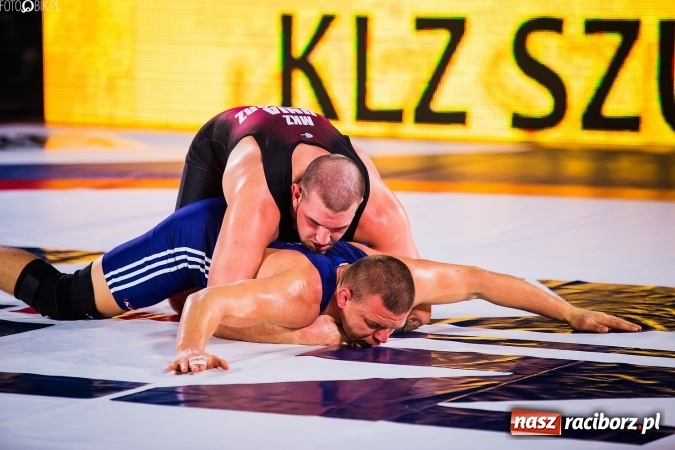 Zdjęcie w galerii na portalu naszraciborz.pl: Krajowa Liga Zapaśnicza: Trzecia wygrana MKZ Unii Racibórz wiadomości z regionu