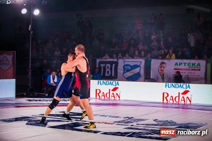 Zdjęcie w galerii na portalu naszraciborz.pl: Krajowa Liga Zapaśnicza: Trzecia wygrana MKZ Unii Racibórz wiadomości z regionu