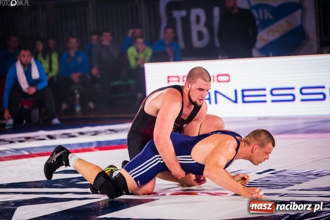 Zdjęcie w galerii na portalu naszraciborz.pl: Krajowa Liga Zapaśnicza: Trzecia wygrana MKZ Unii Racibórz wiadomości z regionu