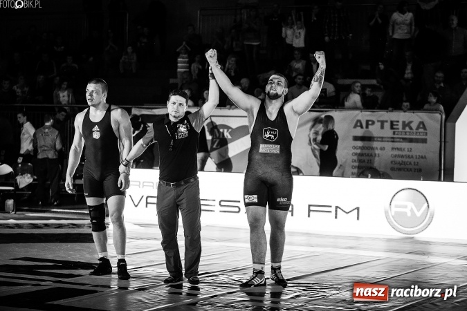 Zdjęcie w galerii na portalu naszraciborz.pl: Krajowa Liga Zapaśnicza: Trzecia wygrana MKZ Unii Racibórz wiadomości z regionu