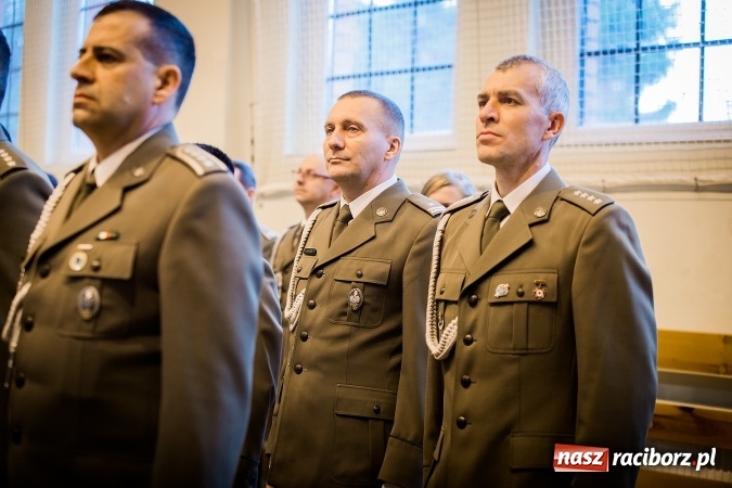 Zdjęcie w galerii na portalu naszraciborz.pl: Awanse, odznaczenia i medale, czyli Święto Niepodległości w Śląskim Oddziale Straży Granicznej  wiadomości z regionu