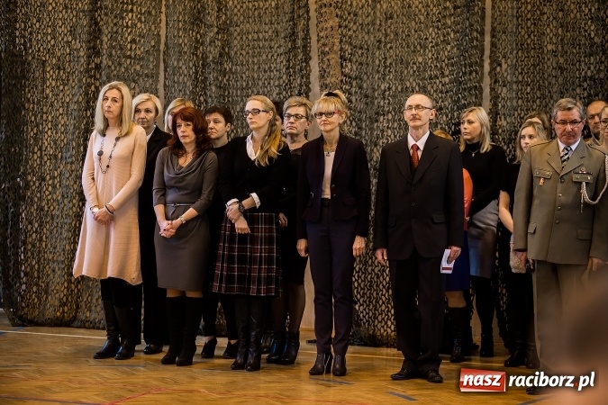 Zdjęcie w galerii na portalu naszraciborz.pl: Awanse, odznaczenia i medale, czyli Święto Niepodległości w Śląskim Oddziale Straży Granicznej  wiadomości z regionu