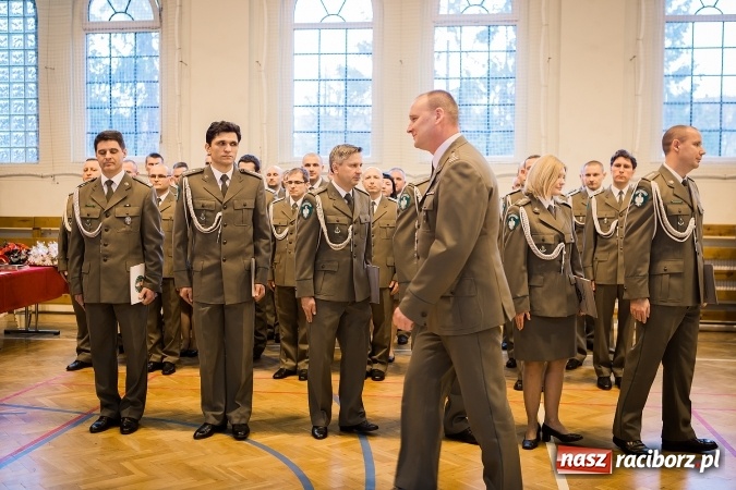 Zdjęcie w galerii na portalu naszraciborz.pl: Awanse, odznaczenia i medale, czyli Święto Niepodległości w Śląskim Oddziale Straży Granicznej  wiadomości z regionu