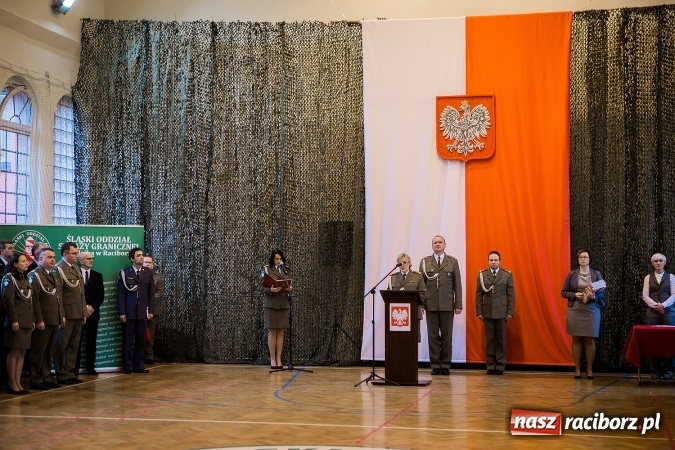 Zdjęcie w galerii na portalu naszraciborz.pl: Awanse, odznaczenia i medale, czyli Święto Niepodległości w Śląskim Oddziale Straży Granicznej  wiadomości z regionu