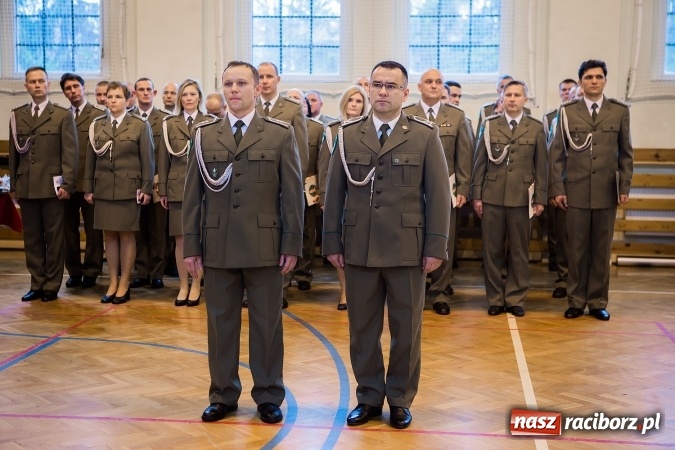 Zdjęcie w galerii na portalu naszraciborz.pl: Awanse, odznaczenia i medale, czyli Święto Niepodległości w Śląskim Oddziale Straży Granicznej  wiadomości z regionu