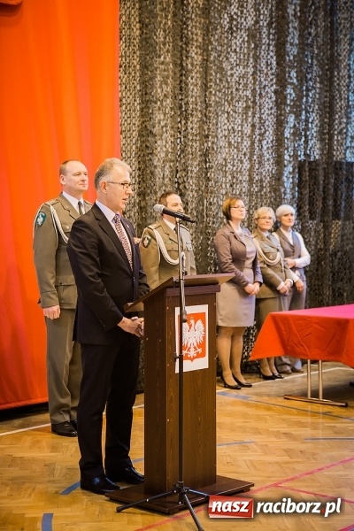 Zdjęcie w galerii na portalu naszraciborz.pl: Awanse, odznaczenia i medale, czyli Święto Niepodległości w Śląskim Oddziale Straży Granicznej  wiadomości z regionu