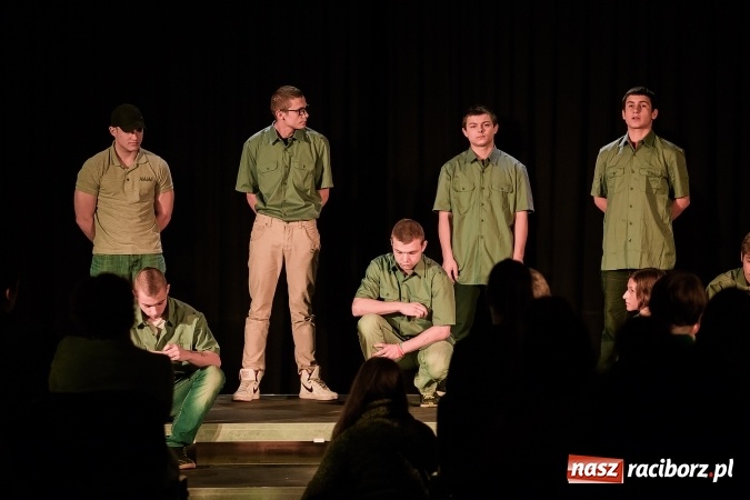 Zdjęcie w galerii na portalu naszraciborz.pl: W Raciborskim Centrum Kultury podsumowano akcję STOP przemocy i dopalaczom wiadomości z regionu