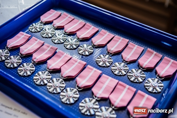 Zdjęcie w galerii na portalu naszraciborz.pl: Złote gody w Pietrowicach Wielkich - dziewięć par świętowało jubileusz 50-lecia pożycia małżeńskiego wiadomości z regionu