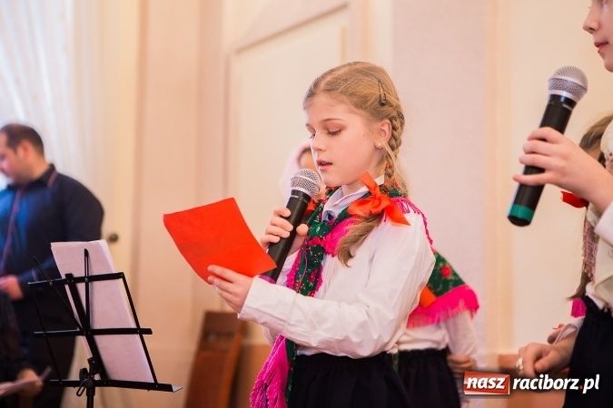 Zdjęcie w galerii na portalu naszraciborz.pl: Złote gody w Pietrowicach Wielkich - dziewięć par świętowało jubileusz 50-lecia pożycia małżeńskiego wiadomości z regionu