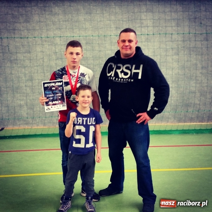 Zdjęcie w galerii na portalu naszraciborz.pl: Podopieczni Tomasza Jabłonki zdobyli dwa złote medale w Krakowie wiadomości z regionu