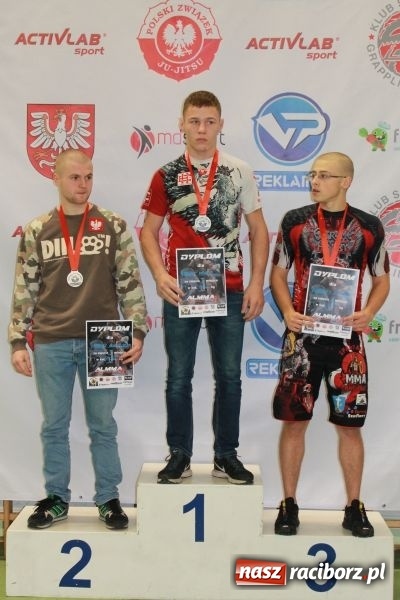 Zdjęcie w galerii na portalu naszraciborz.pl: Podopieczni Tomasza Jabłonki zdobyli dwa złote medale w Krakowie wiadomości z regionu