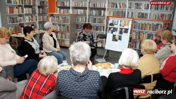 Zdjęcie w galerii na portalu naszraciborz.pl: Słynni pisarze we wspomnieniach Klubu Przyjaciół Biblioteki na Ostrogu  wiadomości z regionu