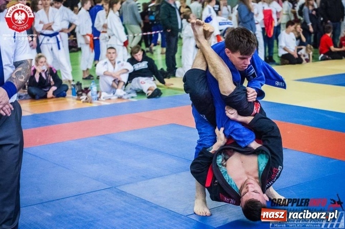 Zdjęcie w galerii na portalu naszraciborz.pl:  Bracia Antoni i Patryk Belik na zawodach w Krakowie wiadomości z regionu